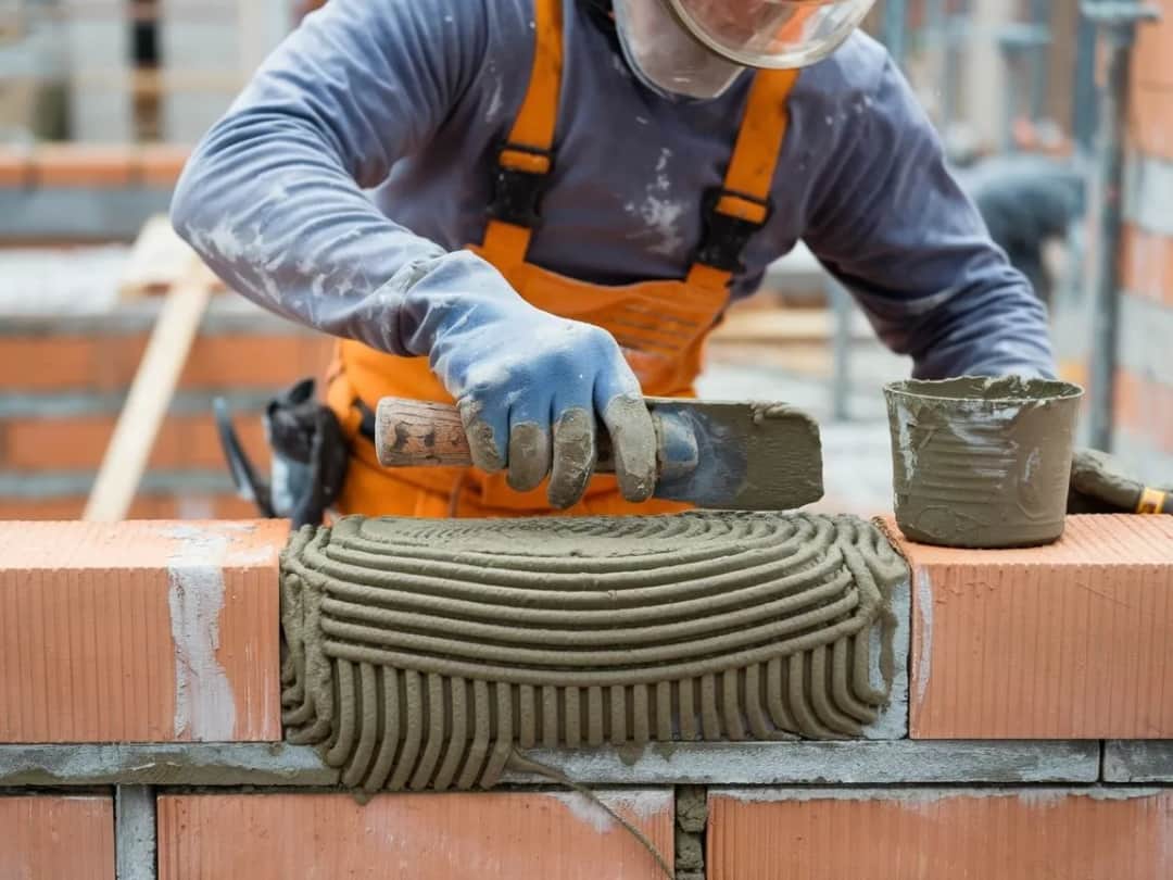 Ile potrzeba zaprawy klejowej na m2? Sprawdź, aby nie przepłacać